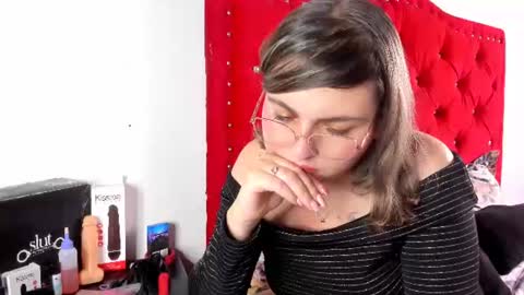 Snapshot of sofia__bella chatting on July 17, 2026, 6:35 pm Sofia bella online show from July 17, 2026, 6:35 pm