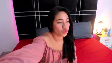 sofia__ll online show from January 6, 2026, 7:39 pm