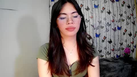 Snapshot of sofia_ava24 chatting on January 5, 2025, 6:35 am Chady online show from January 5, 2025, 6:35 am