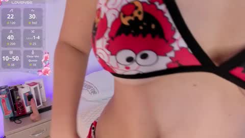 sofia_cley online show from September 13, 2025, 3:45 pm