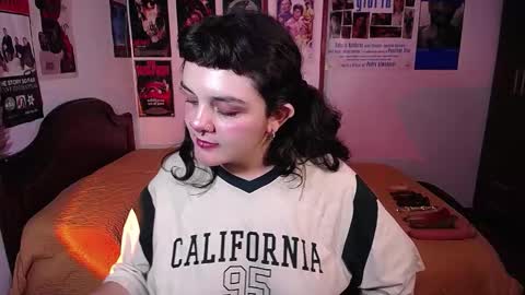 Snapshot of sofia_coolle chatting on December 22, 2025, 3:25 am Sofi online show from December 22, 2025, 3:25 am