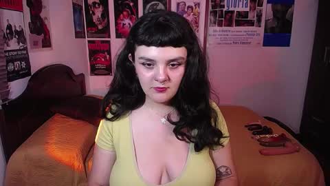 Snapshot of sofia_coolle chatting on January 5, 2026, 10:57 pm Sofi online show from January 5, 2026, 10:57 pm