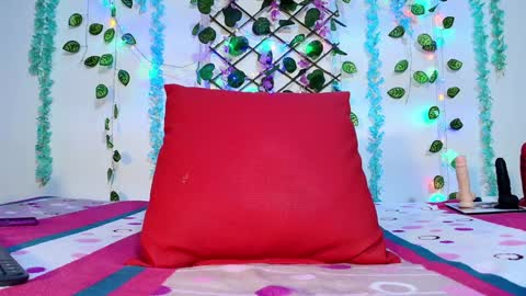 sofia online show from January 28, 2025, 5:43 am