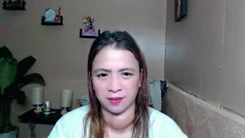 sofia_love25 online show from February 28, 2026, 12:28 pm