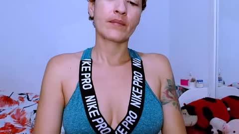 Snapshot of sofia_mark20 chatting on February 26, 2025, 7:38 pm Sofia online show from February 26, 2025, 7:38 pm