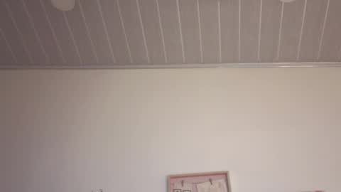     online show from December 21, 2025, 3:24 am