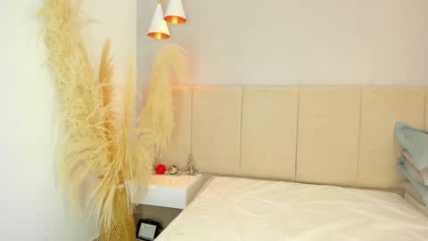 Snapshot of sofia_pamela chatting on January 21, 2025, 4:32 am SOFIA PAMELA online show from January 21, 2025, 4:32 am