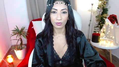 Snapshot of sofia_perez___ chatting on December 15, 2024, 11:09 pm Sofi online show from December 15, 2024, 11:09 pm