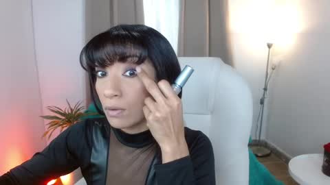 Snapshot of sofia_perez___ chatting on February 9, 2025, 7:41 pm Sofi online show from February 9, 2025, 7:41 pm