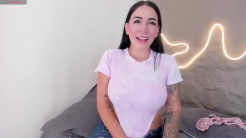 SOFIA online show from November 10, 2025, 7:24 pm