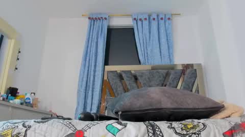 Snapshot of sofia_swett_03 chatting on February 9, 2025, 9:47 am laura online show from February 9, 2025, 9:47 am