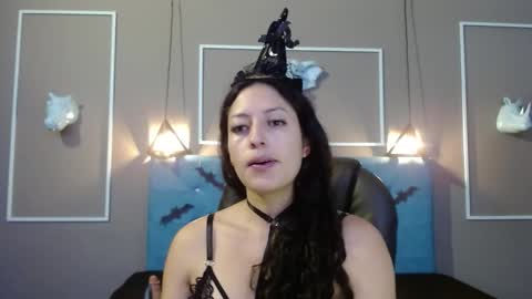 Snapshot of sofia_white3 chatting on October 21, 2025, 11:11 am Sofa online show from October 21, 2025, 11:11 am