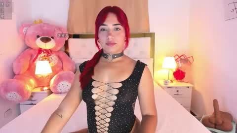 Snapshot of sofiabosch chatting on September 27, 2025, 1:21 am Sara online show from September 27, 2025, 1:21 am