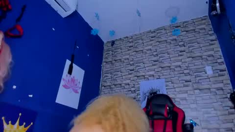 sofiacastillo01 online show from February 14, 2025, 10:04 pm