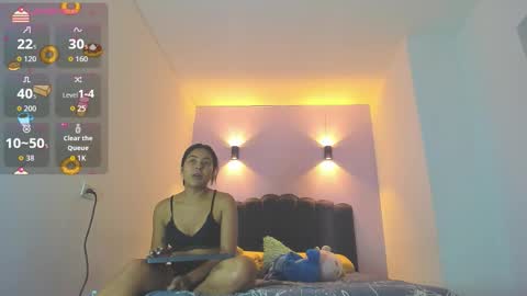 Snapshot of sofiaclaus_19 chatting on December 23, 2025, 2:53 am Sofia online show from December 23, 2025, 2:53 am