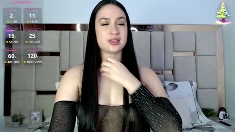 sofiaduque_26 online show from January 2, 2025, 8:24 pm