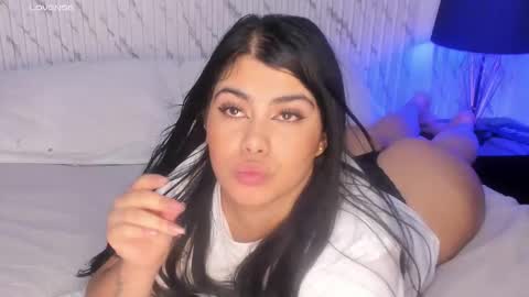 Sofi online show from November 18, 2025, 2:43 pm