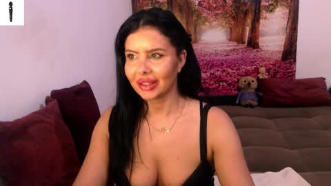 Snapshot of sofialiub chatting on December 7, 2024, 9:22 pm sofialiub online show from December 7, 2024, 9:22 pm