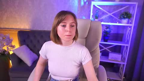 Snapshot of sofialuxuryy chatting on March 24, 2026, 2:44 pm SofiaLuxuryy online show from March 24, 2026, 2:44 pm