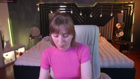 Snapshot of sofialuxuryy chatting on March 31, 2026, 3:01 pm SofiaLuxuryy online show from March 31, 2026, 3:01 pm