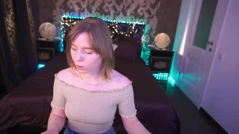 Snapshot of sofialuxuryy chatting on April 17, 2026, 2:20 pm SofiaLuxuryy online show from April 17, 2026, 2:20 pm
