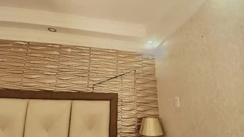 Snapshot of sofianesvat1 chatting on September 10, 2025, 9:15 pm Sofi - next broadcast today 1030pm Colombia time online show from September 10, 2025, 9:15 pm