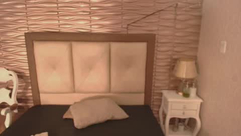 Snapshot of sofianesvat1 chatting on October 12, 2025, 9:36 pm Sofi - next broadcast today 1030pm Colombia time online show from October 12, 2025, 9:36 pm