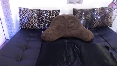 SOFIA NIX online show from December 16, 2024, 5:33 pm