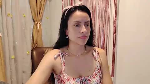 Sofi Bella online show from September 16, 2025, 3:35 pm