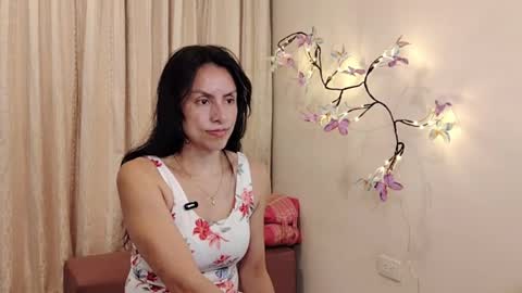 Sofi Bella online show from May 12, 2026, 7:22 pm