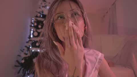 Snapshot of soficb chatting on December 12, 2024, 2:37 am Sofi online show from December 12, 2024, 2:37 am