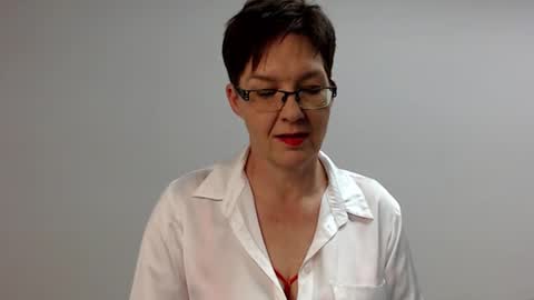 Snapshot of sofie_velvet chatting on January 8, 2025, 3:28 pm Sofie Velvet online show from January 8, 2025, 3:28 pm