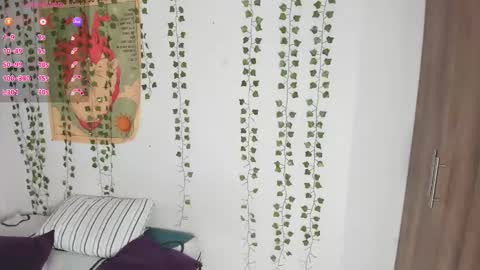 sofiescobar_ online show from February 4, 2026, 1:39 pm