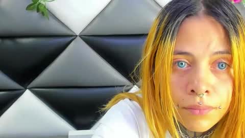 sofii_anal_ online show from October 26, 2025, 3:01 am