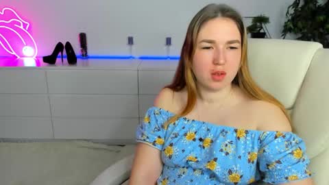 sofii_darling online show from February 27, 2026, 5:46 pm