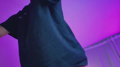 Snapshot of sofii_uwu_ chatting on February 17, 2026, 4:42 am Sofii online show from February 17, 2026, 4:42 am