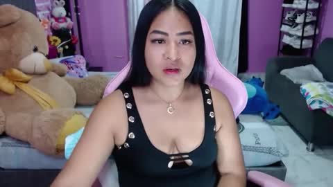 sofia Dreams online show from February 16, 2026, 11:34 pm