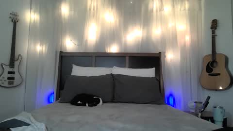 Sofi King online show from April 2, 2026, 9:23 pm