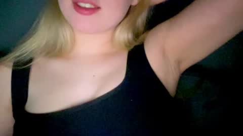 Snapshot of sofinovvak chatting on July 20, 2026, 7:38 pm Sofi online show from July 20, 2026, 7:38 pm