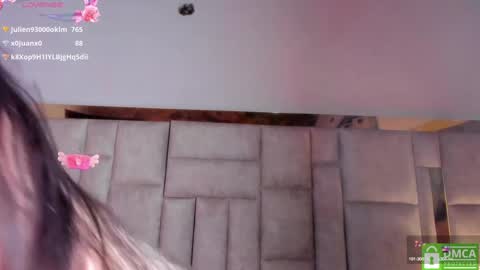 Snapshot of sofiscott_ chatting on February 15, 2025, 2:26 am Sofia online show from February 15, 2025, 2:26 am