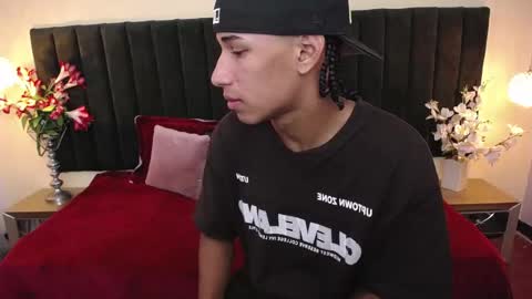 Cam and Amy online show from February 25, 2026, 7:34 pm