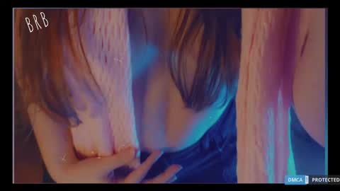 Lisa  online at  .11 from about utc online show from October 30, 2025, 7:47 pm