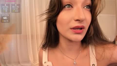 Snapshot of softly_bold chatting on November 14, 2025, 12:59 pm Jenna online show from November 14, 2025, 12:59 pm