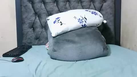 sheryll online show from April 17, 2026, 11:35 am