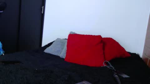  Sofy  online show from October 3, 2025, 10:40 pm