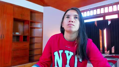 Soffyy  online show from September 17, 2025, 12:07 pm