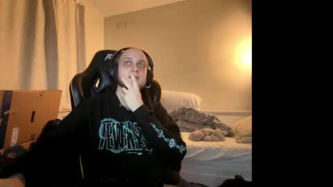 Snapshot of solarprowl99 chatting on December 13, 2025, 10:26 pm solarprowl99 online show from December 13, 2025, 10:26 pm