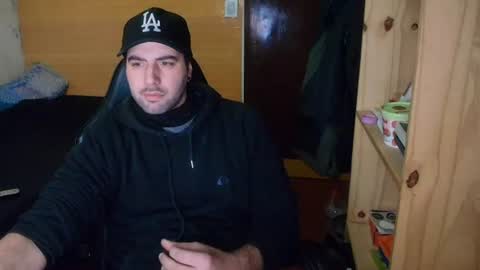 Snapshot of soldado14m chatting on June 15, 2026, 10:56 pm ManuAiluPlay online show from June 15, 2026, 10:56 pm