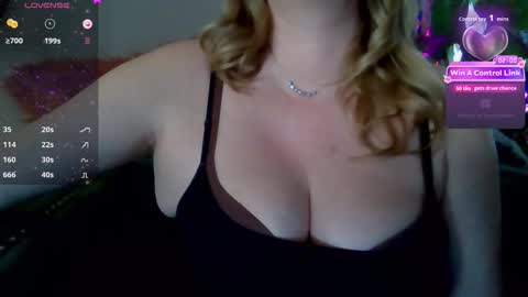 solesticia online show from January 9, 2026, 6:10 pm