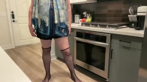 Snapshot of someonespeicial chatting on September 20, 2025, 11:50 pm someonespeicial online show from September 20, 2025, 11:50 pm